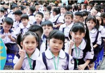 Thứ trưởng Giáo dục: Phấn đấu đưa Tiếng Anh thành môn bắt buộc từ lớp 1